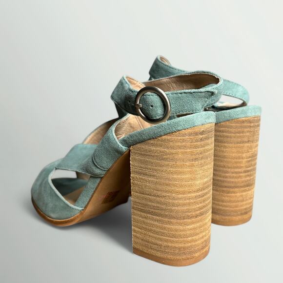 Kristin Cavallari by Chinese Laundry Lara Crisscross Heeled Sandal in Jade Suede - Picture 4 of 8